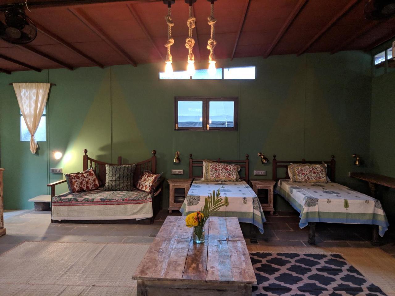 Bohemyan Blue Stay Alibaug Chambre photo